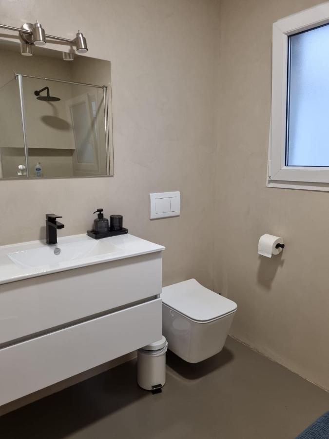 Apartment Center *